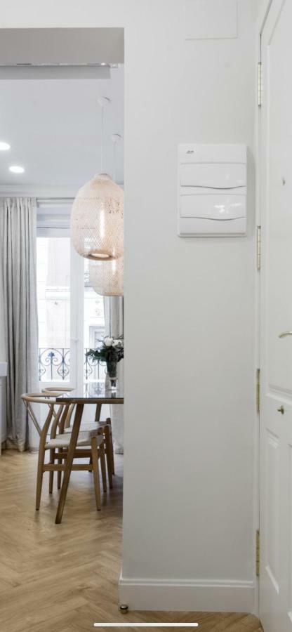 Amazing And New Apartment Five Minutes From Gran Via Madri Exterior foto